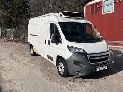 Peugeot Boxer 3.0 HDI Skåp (180hk)