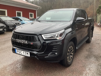 Toyota Hilux 2.8 D 4WD (204hk)