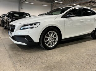 Volvo V40Cross Country D2 Momentum VOC 2018, Kombi