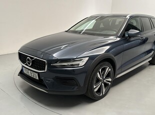 Volvo V60 B4 Cross Country AWD Mildhybrid, Diesel (197hk)