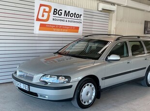 Volvo V702.4T AWD Aut Drag El-Stol Kamrem Bytt Farthå 2001, Kombi