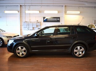 Skoda Octavia Scout 2.0TDI 4x4 Automat D-Värmare Drag Navi