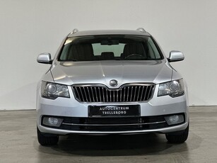 Skoda Superb Kombi 2.0 TDI 4x4 Drag Navi 170hk