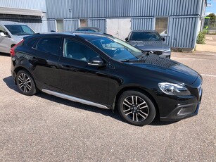 Volvo V40 Cross Country D2 Momentum Euro 6