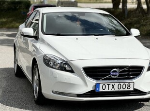 Volvo V40T2 Manuell, Kinetic 2015, Kombi