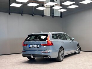 Volvo V60 Recharge T6 AWD Geartronic Mom / Drav / Navi