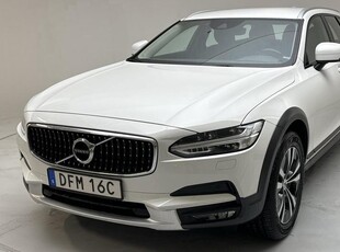 Volvo V90D4 Cross Country AWD 2020, Kombi