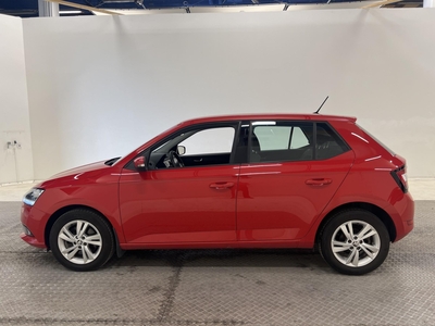 Skoda Fabia 1.0 TSI Automat M-Värmare Drag CarPlay LÅGMIL