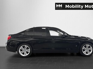 BMW 330e Sedan Steptronic Sport line Navi PDC