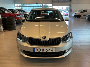 Skoda Fabia 1.2 TSI Style | Sommar & vinterhjul | Svensksåld