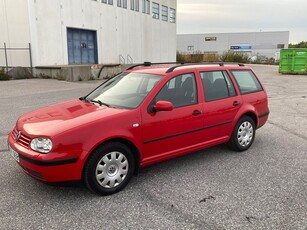 Volkswagen Golf Kombi 2.0 AC Drag nybes nyserv lågmil Fin!