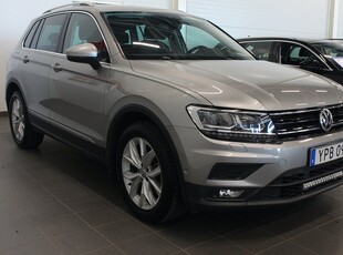 Volkswagen Tiguan 1.4 TSI 4Motion Kam Drag Värmare CarPlay