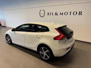 Volvo V40 D2 Momentum Eu6 Automat | Nybytt kamrem |Bluetooth