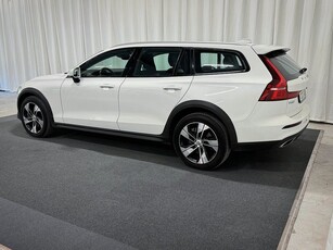 Volvo V60 Cross Country B4 AWD Eu6|Kamera|GPS|3842:-/mån|