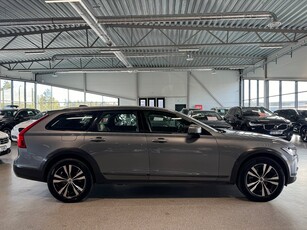 Volvo V90 Cross Country D4 AWD Geartronic Skinn GPS DRAG Momentum