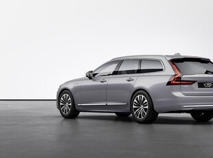 Volvo V90 Recharge T6 Core Edition II, Bil lager för snabb leverans