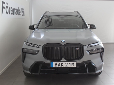 BMW X7 M60i xDrive Nav Värmare B&W Drag Komfort Acess