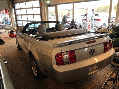 Ford Mustang V6 Convertible Automatisk 213hk