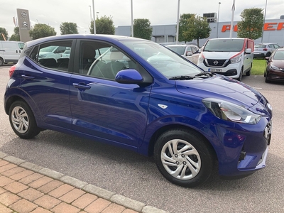 Hyundai i10 1.0 blue Euro 6 67hk, inkl vinterhjul aluminium