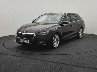 Skoda Octavia Kombi iV Style 1.4TSI 204HK DSG | Dragkrok | Värmare