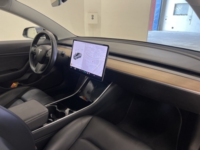 Tesla Model 3 Long Range