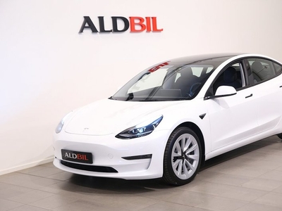 Tesla Model 3Standard Range RWD Pano Läder Nav 2022, Halvkombi