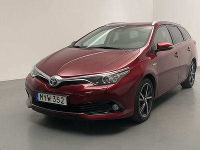 Toyota Auris 1.8 HSD Touring Sports (99hk)