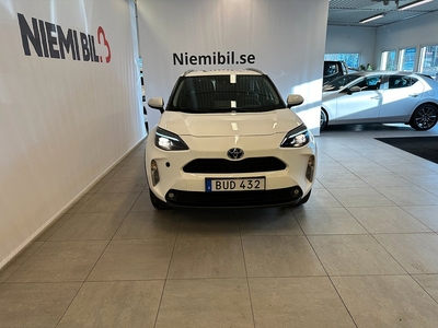 Toyota Yaris Cross Hybrid AWD e-CVT, 116hk, MoK/Kamera/MOMS