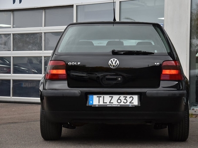 Volkswagen Golf 1.6 Manuell NYBESIKTAD NYSERVAD 105HK