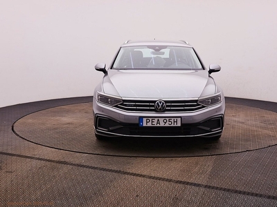 Volkswagen Passat GTE Executive Business 218hk Drag+Värmare