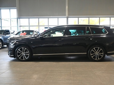 Volkswagen Passat SC TDI 190hk DSG R-Line Executive Cockpit