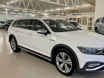 Volkswagen PassatAlltrack 2.0 TDI Värmare Drag I.Q LED 18