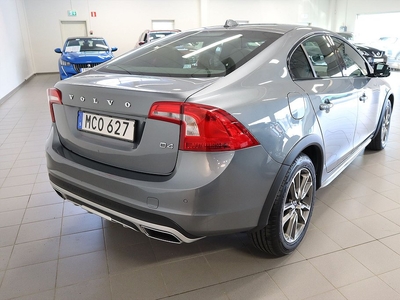 Volvo S60 Cross Country Summum D4 AWD 190hk - Drag / Värmare