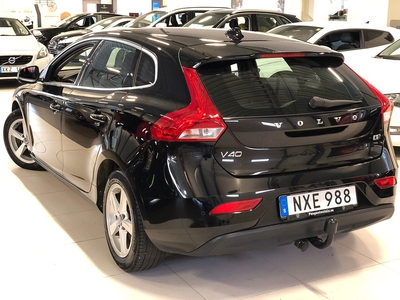 Volvo V40 D2 Momentum 120hk Euro 6 Dragkrok