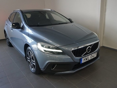 Volvo V40Cross Country D3 Business Advanced Delbart drag. backkamera & navigation 2017, Kombi