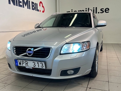 Volvo V50 D2 Momentum Manuell 115hk Bluetooth Dvärm S/V-hjul