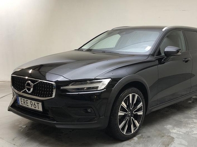 Volvo V60D4 Cross Country AWD 2020, Kombi