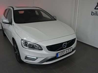 Volvo V60D5 AWD Twin Engine R-Design Fast drag backkamera 2017, Kombi