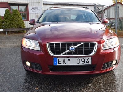 Volvo V70 2.5T Flexifuel Geartronic Momentum Auto 200HK