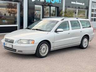 Volvo V70 2.5T 210hk AWD Momentum | Drag | Nybesiktad