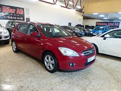 Kia CEED cee'd 1.6 CVVT Ny Besiktigad & Ny Servad 122hk