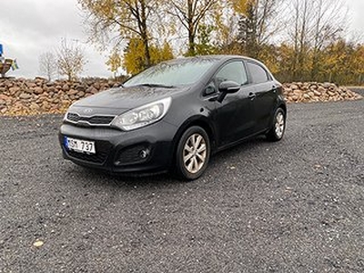 Kia Rio 1.4 CRDi GLS 5-dörr Uttagen Okt -12 Diesel