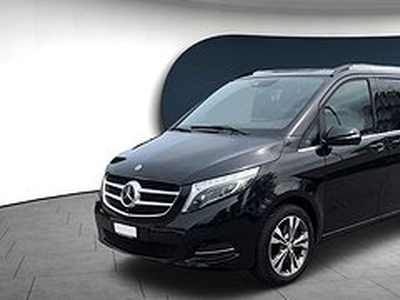 Mercedes-Benz V250 4MATIC 3.2t 7G-Tronic Plus 8-säten Moms