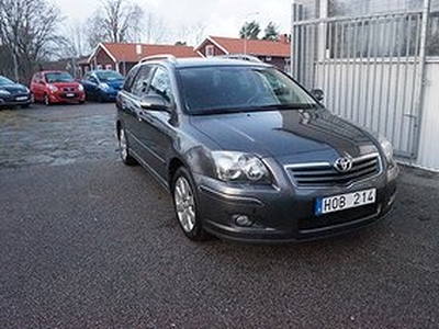 Toyota Avensis 2.0 147HK VVT-i KOMBI / DRAG / VÄRMARE