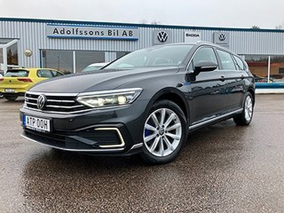 Volkswagen Passat SC GTE 218hk Executive (Drag/Pvärmare/Navi