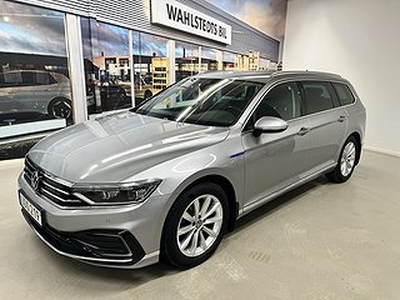 Volkswagen Passat Sportscombi GTE 1.4 TSI Executive/Drag/Värmare