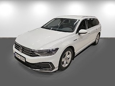 Volkswagen Passat Variant GTE DSG Backkamera Dragkrok