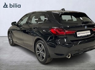 BMW 118I Manuell Sportline | PDC fram & bak | Navi | Farthållare