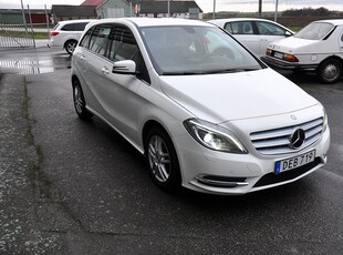 Mercedes-Benz B 180 122hk