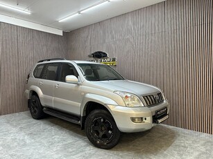 Toyota Land Cruiser Prado 4.0 V6 4WD 8 sits Dragkrok Värmare